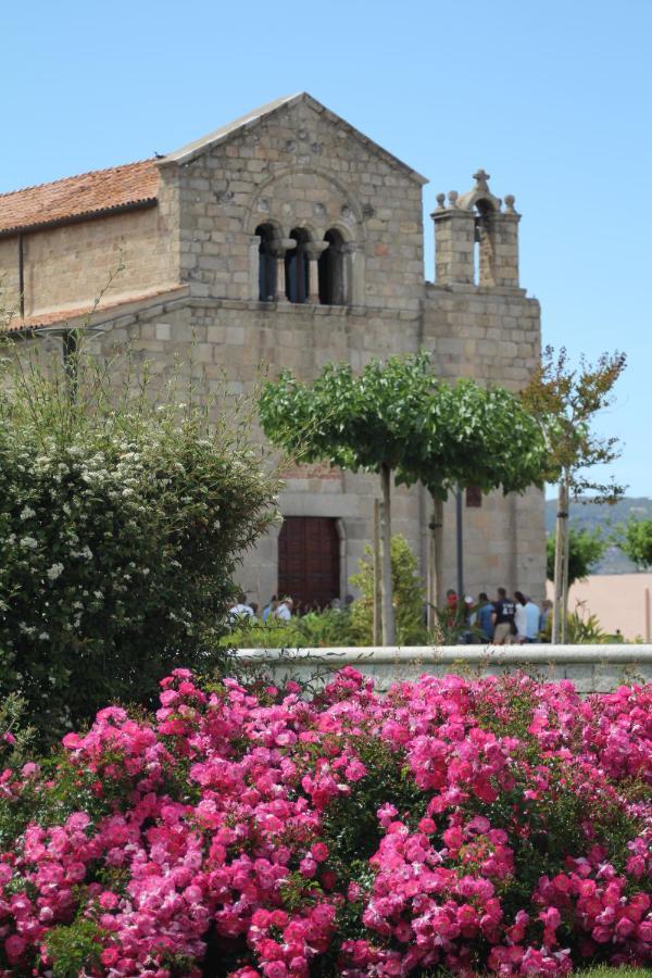 Back To The Past Apartment Olbia Exterior photo